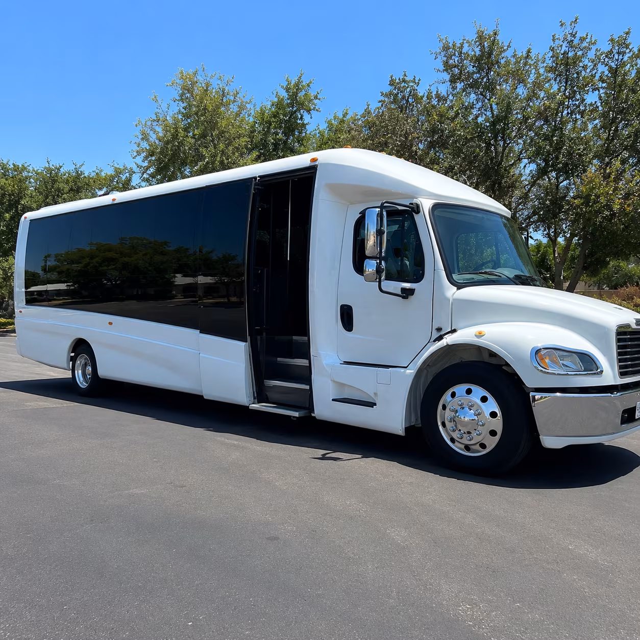 concert and event buses between framingham and boston