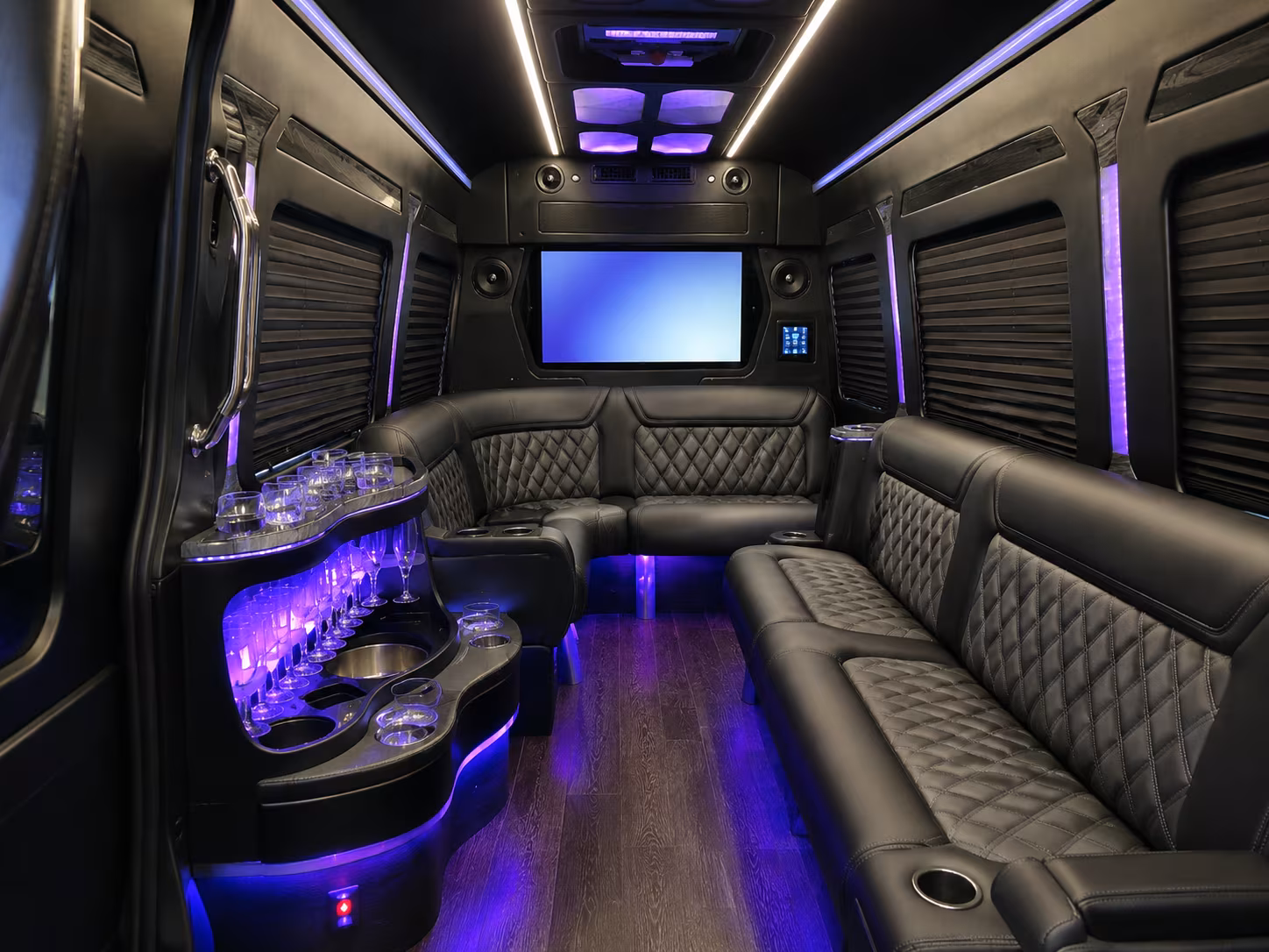 pre prom venue pickup and grand march transportation in framingham